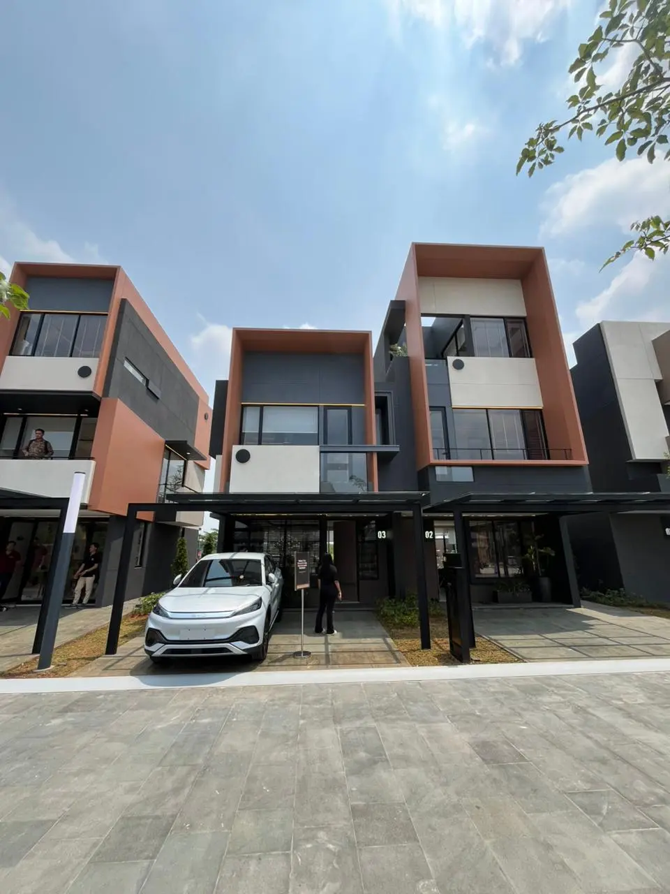 Rumah Contoh Top Livin Park Serpong